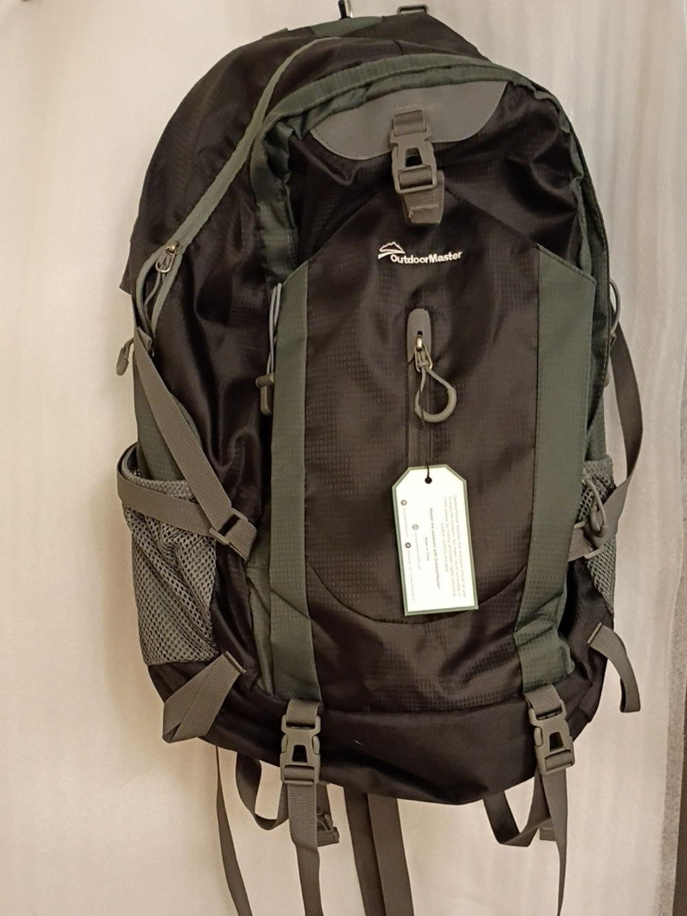 Outdoormaster Olive Green  Hiking/Travel Backpack NWT